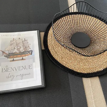 Apartment Chez Virginie : Lumineux Au Calme. *